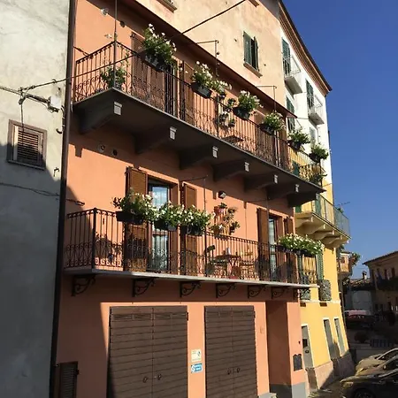 아파트 Balcone Fiorito *
